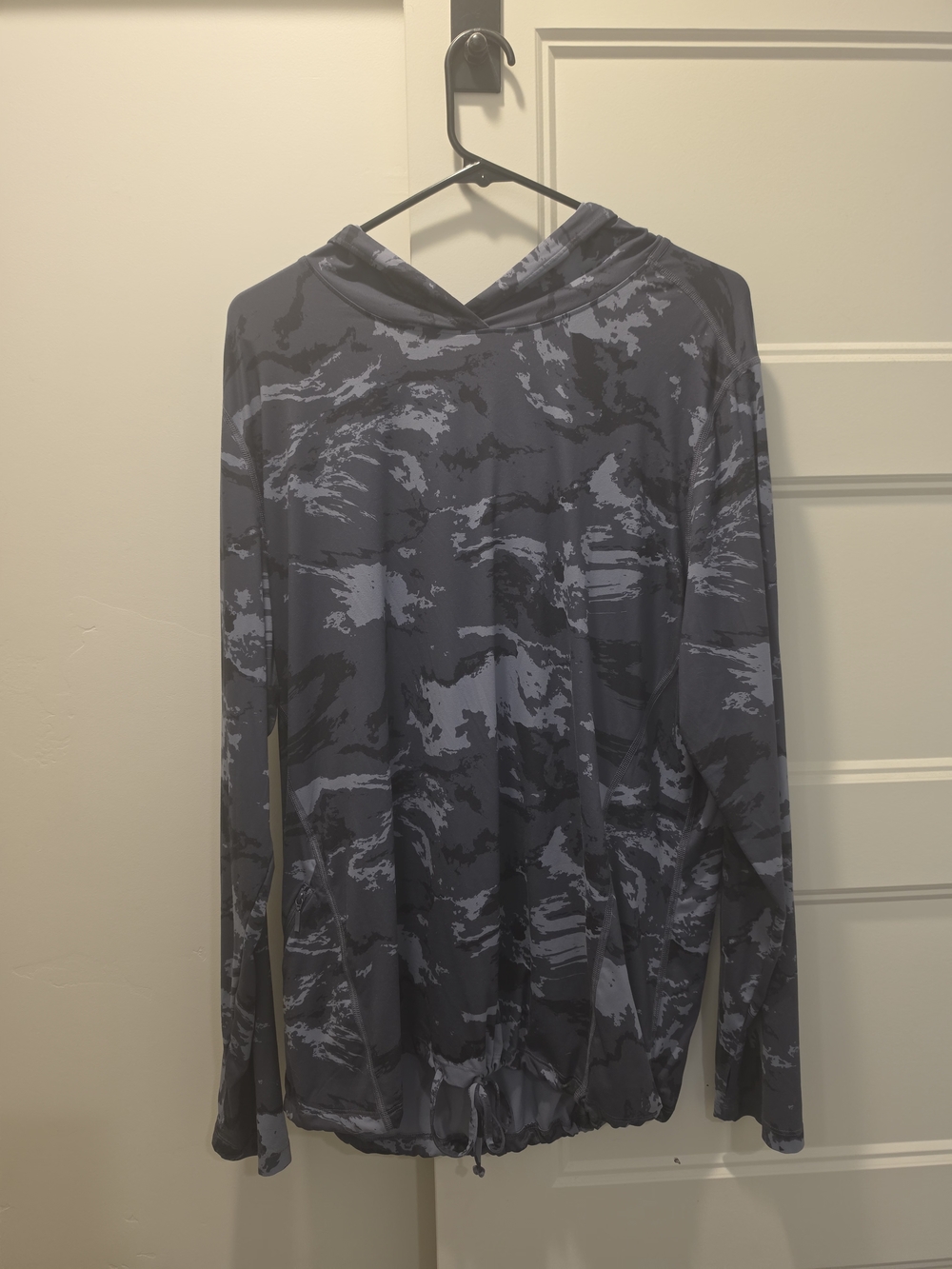 Women's Hooded Performance Shirt - Charcoal Camouflage